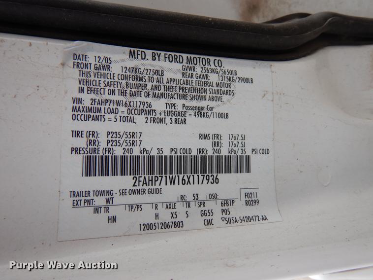 image for item DE1778 2006 Ford Crown Victoria Police Interceptor