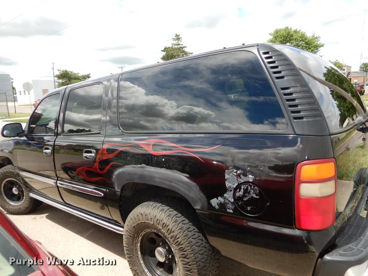 image for item DE1780 2001 Chevrolet Suburban K1500 SUV