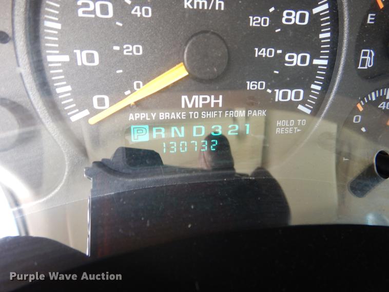 image for item DE1780 2001 Chevrolet Suburban K1500 SUV