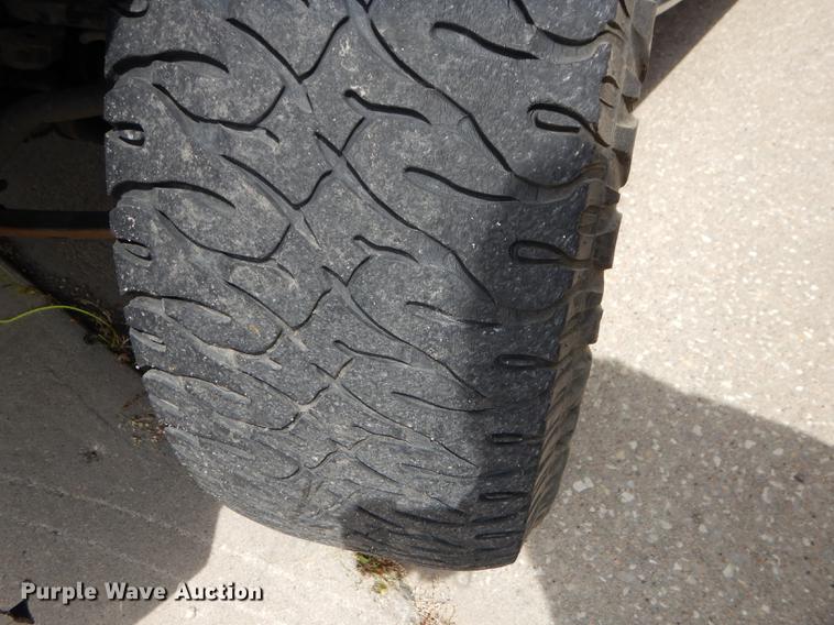 image for item DE1780 2001 Chevrolet Suburban K1500 SUV