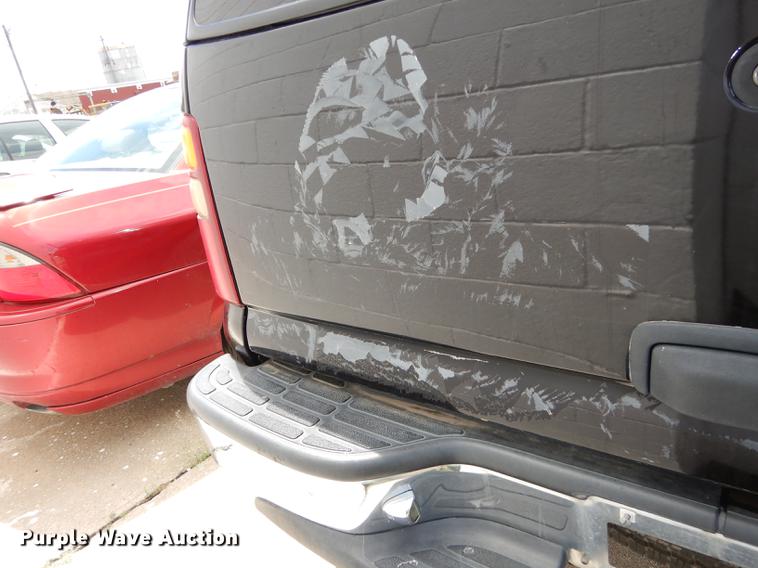 image for item DE1780 2001 Chevrolet Suburban K1500 SUV