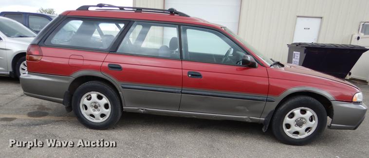 image for item DE1781 1998 Subaru Legacy Wagon Outback
