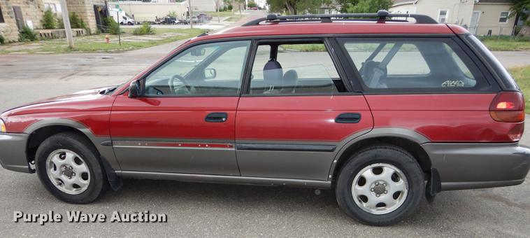 image for item DE1781 1998 Subaru Legacy Wagon Outback