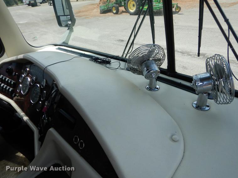 image for item DE1784 2002 Monaco Road Master Diplomat RV