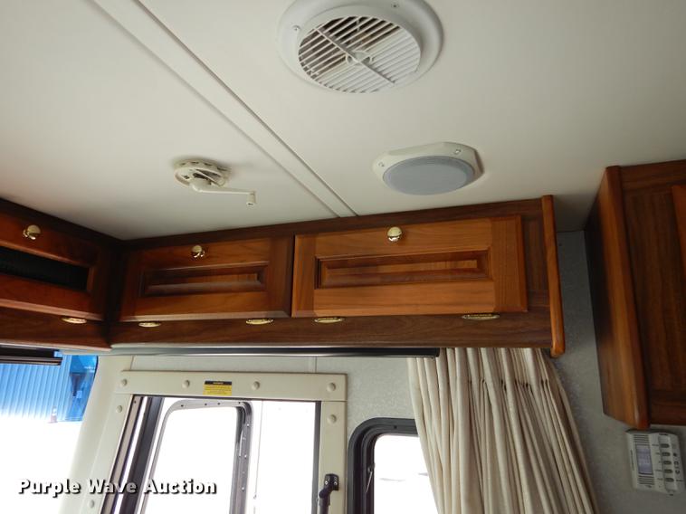 image for item DE1784 2002 Monaco Road Master Diplomat RV