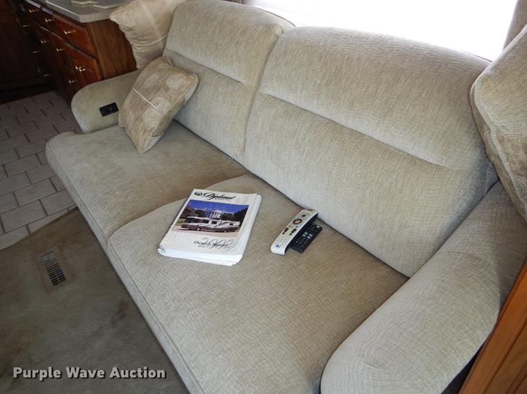 image for item DE1784 2002 Monaco Road Master Diplomat RV