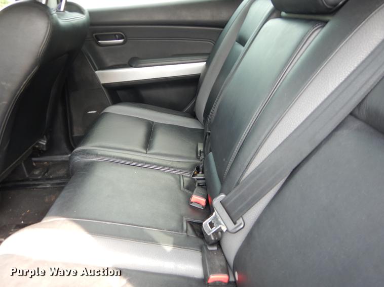 image for item DE1803 2007 Mazda CX9 SUV