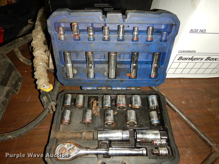 image for item EK9323 Tools and equipment