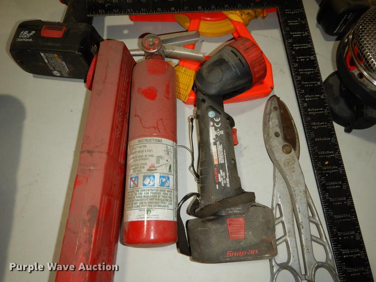 image for item EK9324 Tools and equipment