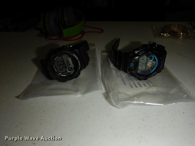 image for item EK9328 Jewelry and equipment