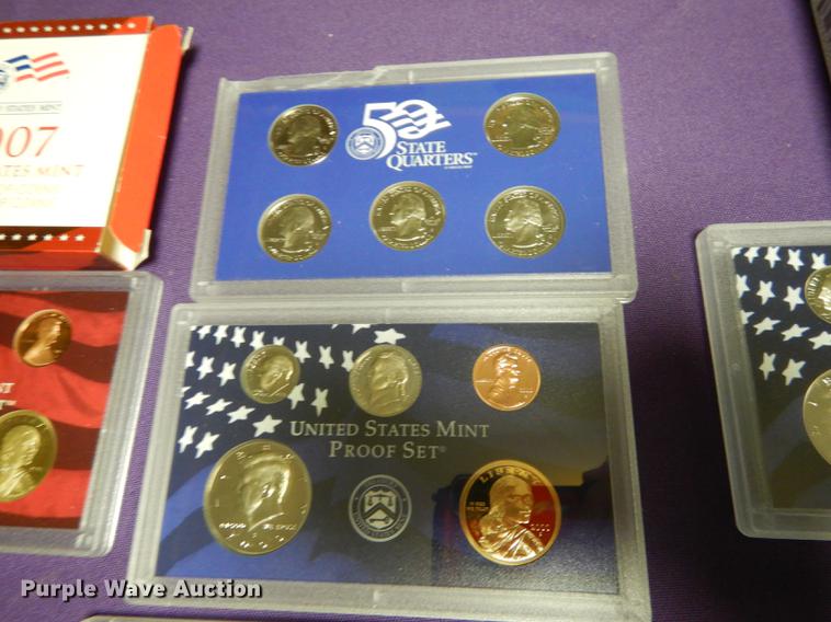 image for item EK9348 Mint proof sets