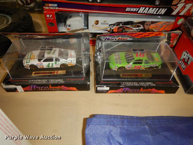 image for item EK9391 Collectibles and supplies