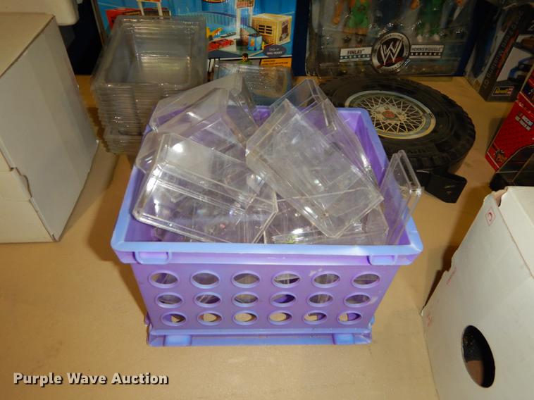 image for item EK9391 Collectibles and supplies