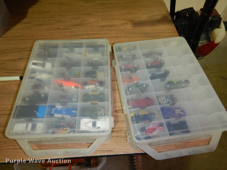 image for item EK9391 Collectibles and supplies