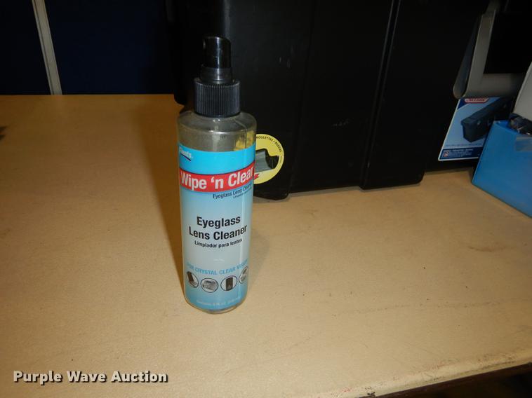 image for item EK9406 Sunglasses and displays