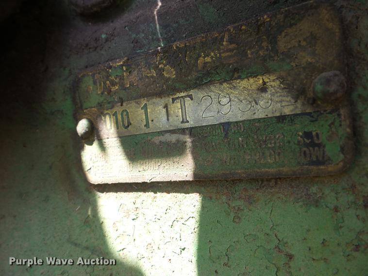 image for item BI9508 John Deere 3010 tractor