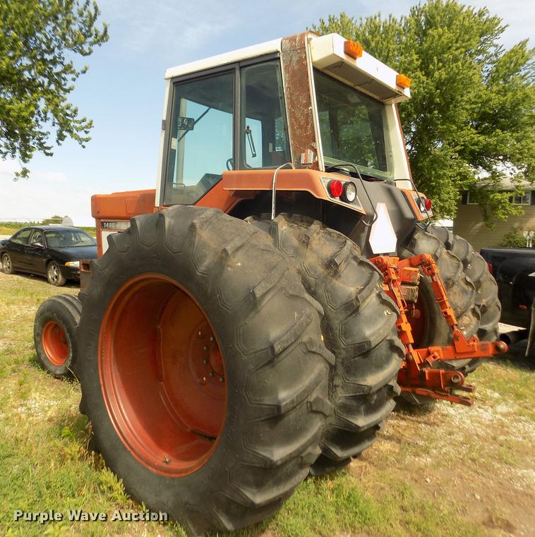 image for item DB8699 1979 International 1486 tractor