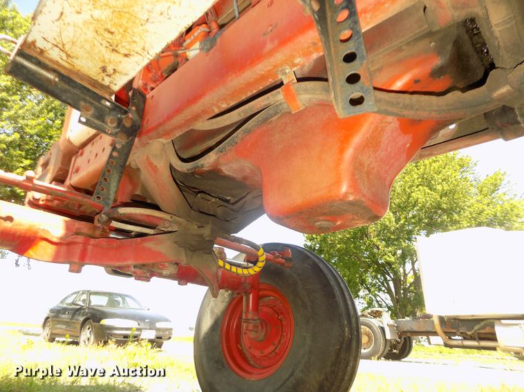 image for item DB8699 1979 International 1486 tractor