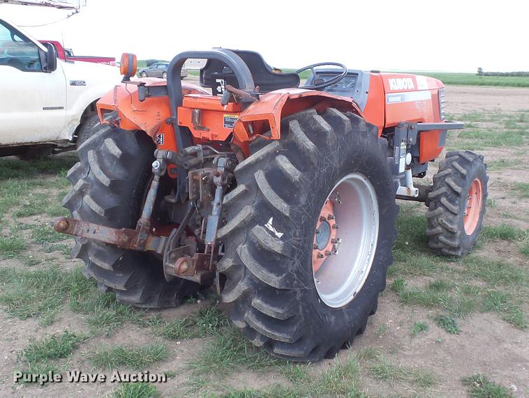 image for item DC4719 Kubota M5700 MFWD tractor