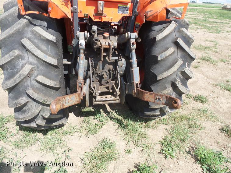 image for item DC4719 Kubota M5700 MFWD tractor