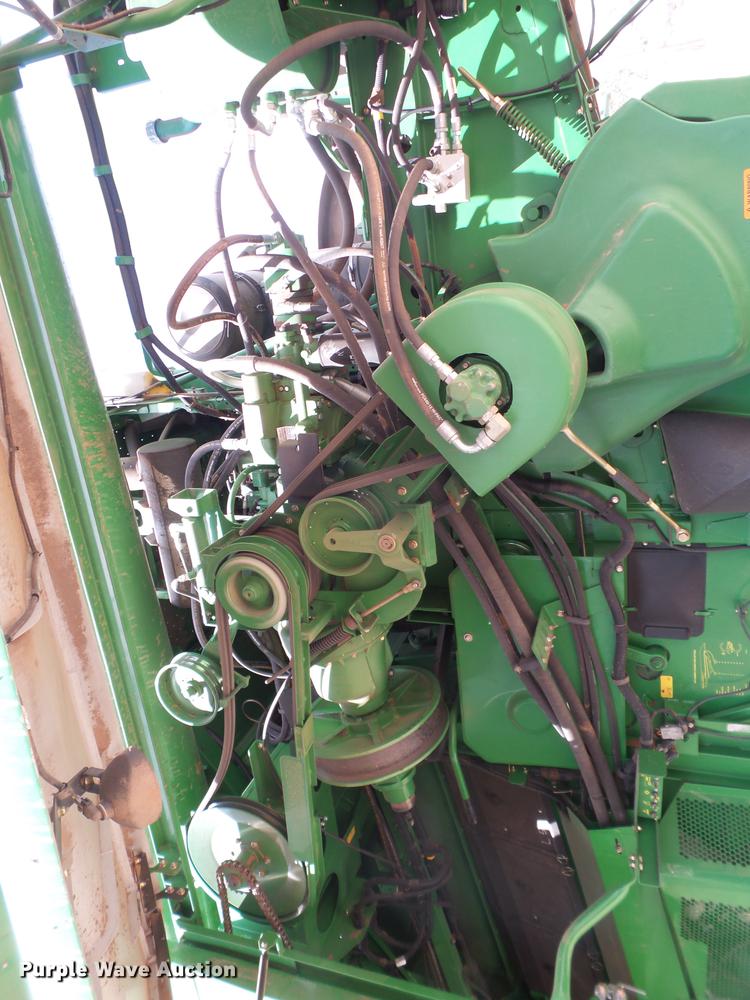 image for item DD1143 2008 John Deere 9770 combine