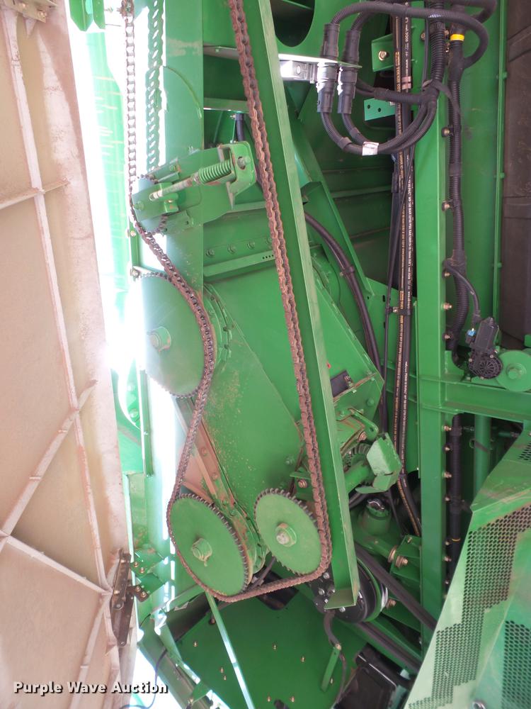 image for item DD1143 2008 John Deere 9770 combine