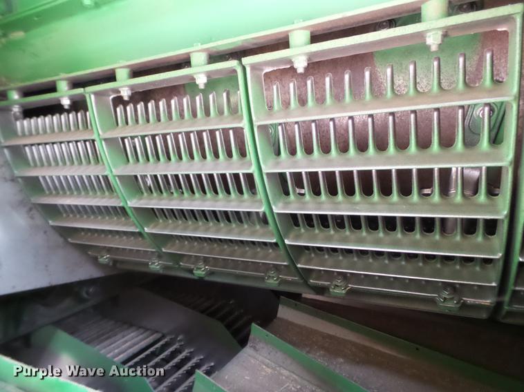 image for item DD1143 2008 John Deere 9770 combine