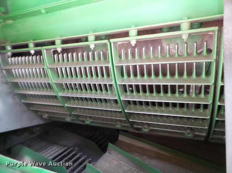 image for item DD1143 2008 John Deere 9770 combine