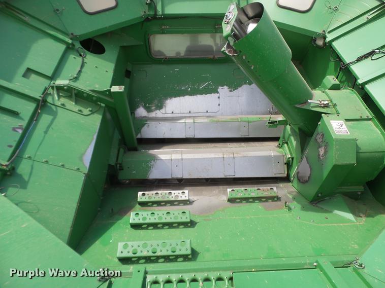 image for item DD1143 2008 John Deere 9770 combine
