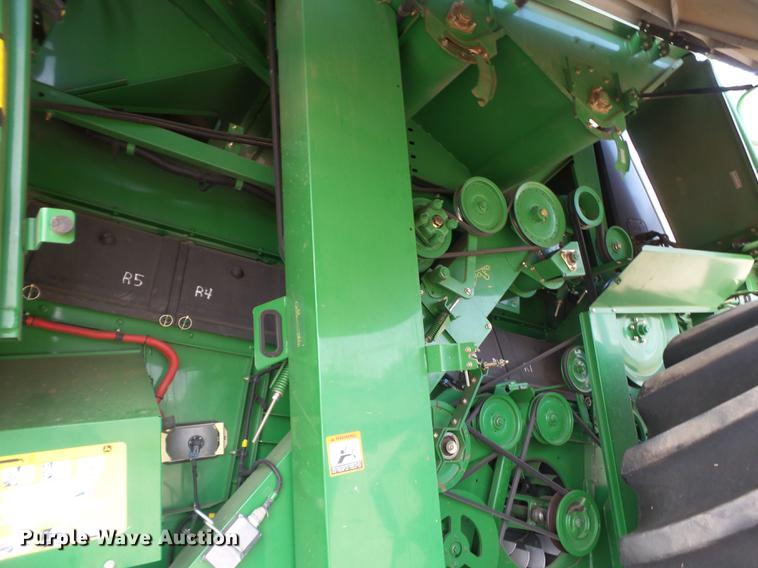 image for item DD1143 2008 John Deere 9770 combine