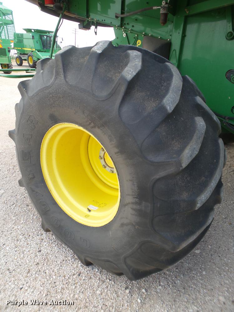 image for item DD1143 2008 John Deere 9770 combine