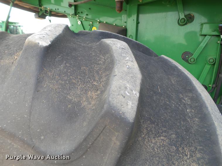 image for item DD1143 2008 John Deere 9770 combine