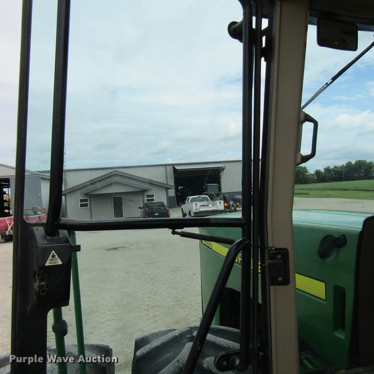 image for item DD2679 1998 John Deere 9300 4WD tractor