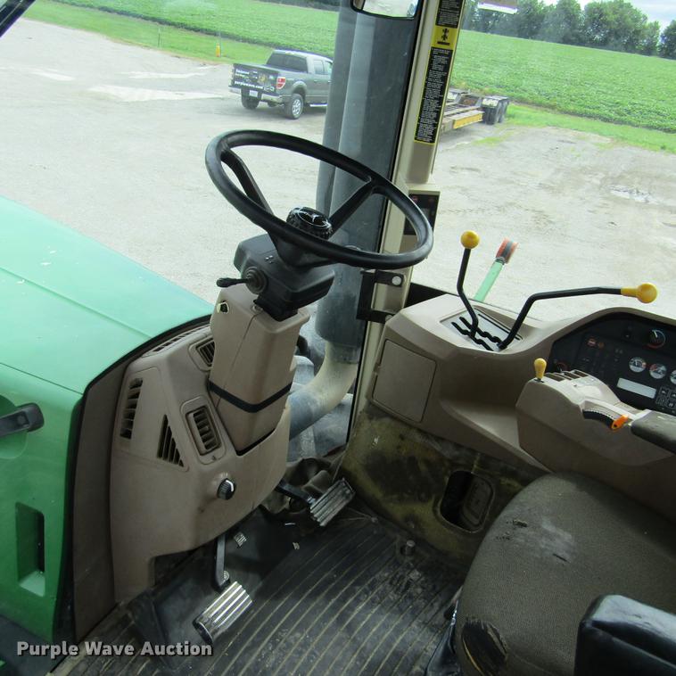 image for item DD2679 1998 John Deere 9300 4WD tractor