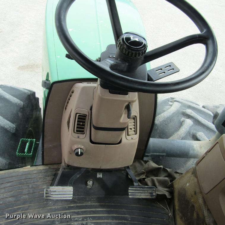 image for item DD2679 1998 John Deere 9300 4WD tractor
