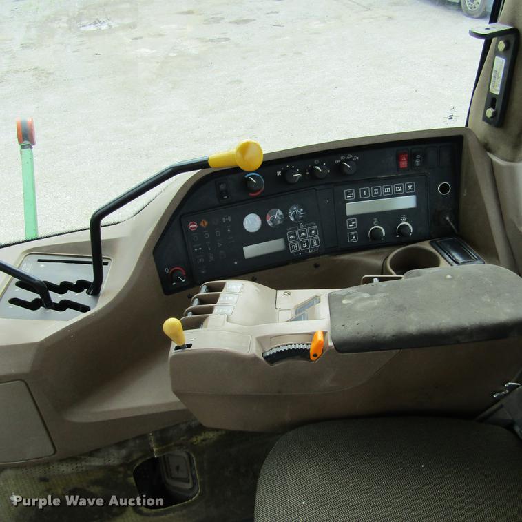 image for item DD2679 1998 John Deere 9300 4WD tractor