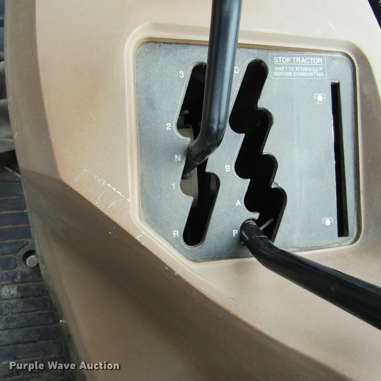 image for item DD2679 1998 John Deere 9300 4WD tractor