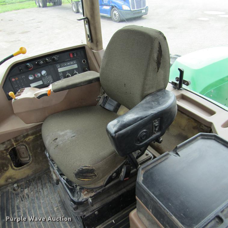 image for item DD2679 1998 John Deere 9300 4WD tractor