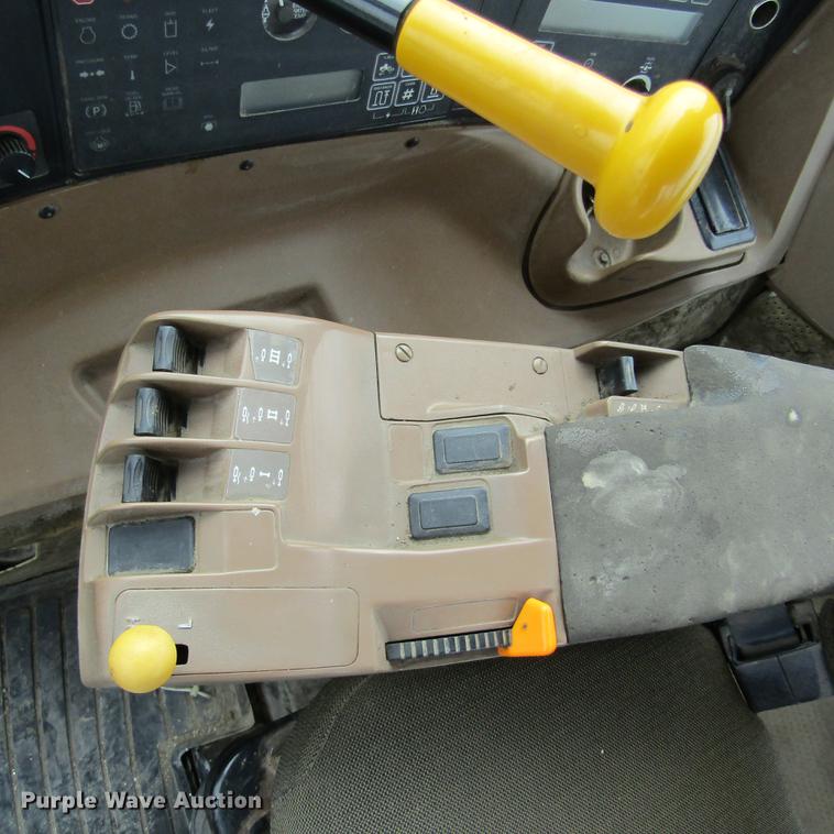 image for item DD2679 1998 John Deere 9300 4WD tractor