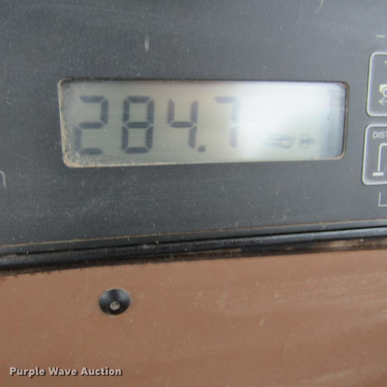 image for item DD2679 1998 John Deere 9300 4WD tractor