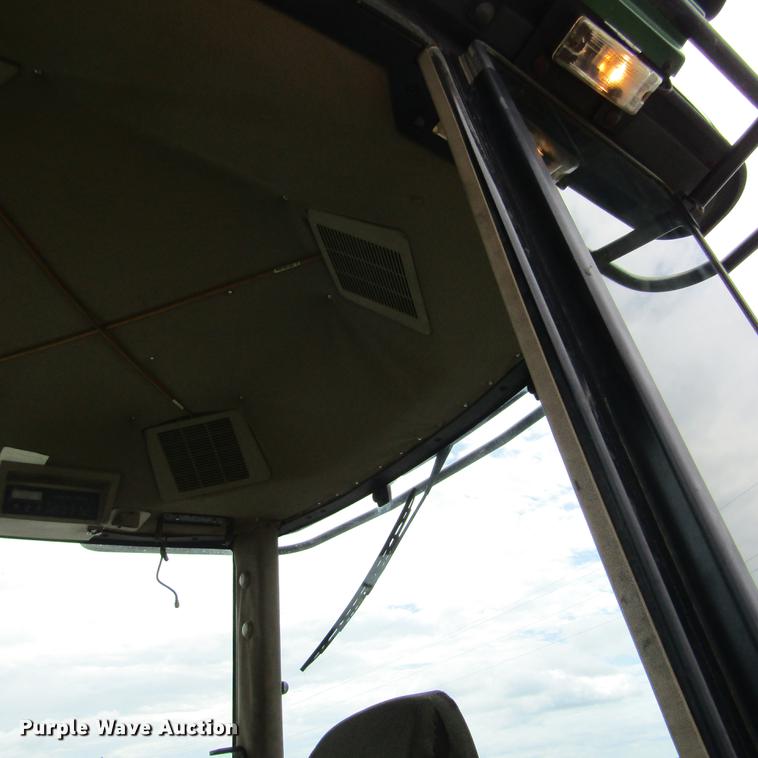 image for item DD2679 1998 John Deere 9300 4WD tractor