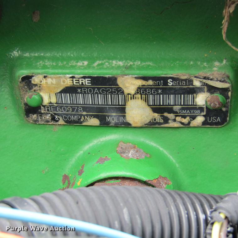 image for item DD2679 1998 John Deere 9300 4WD tractor