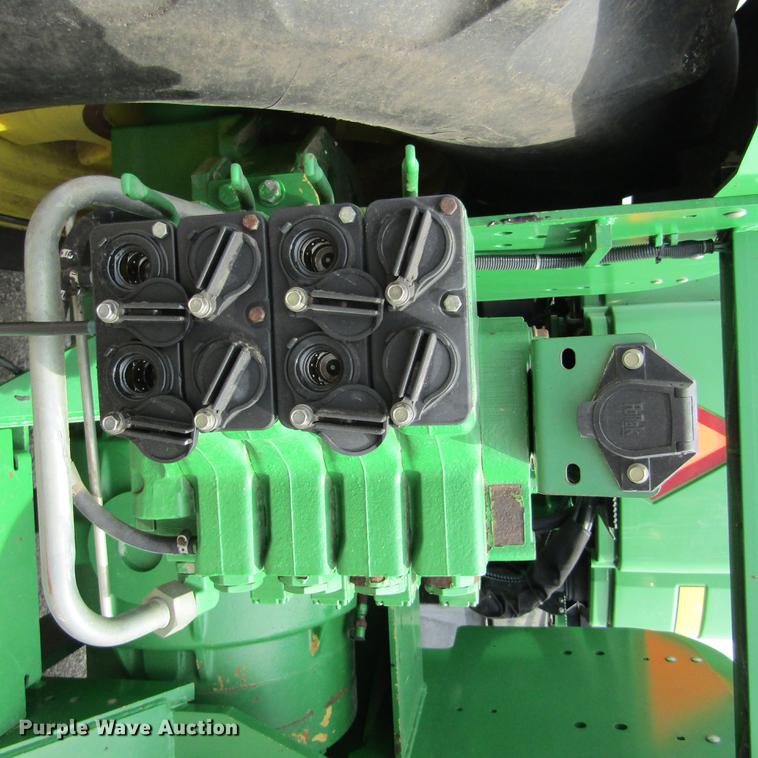 image for item DD2679 1998 John Deere 9300 4WD tractor