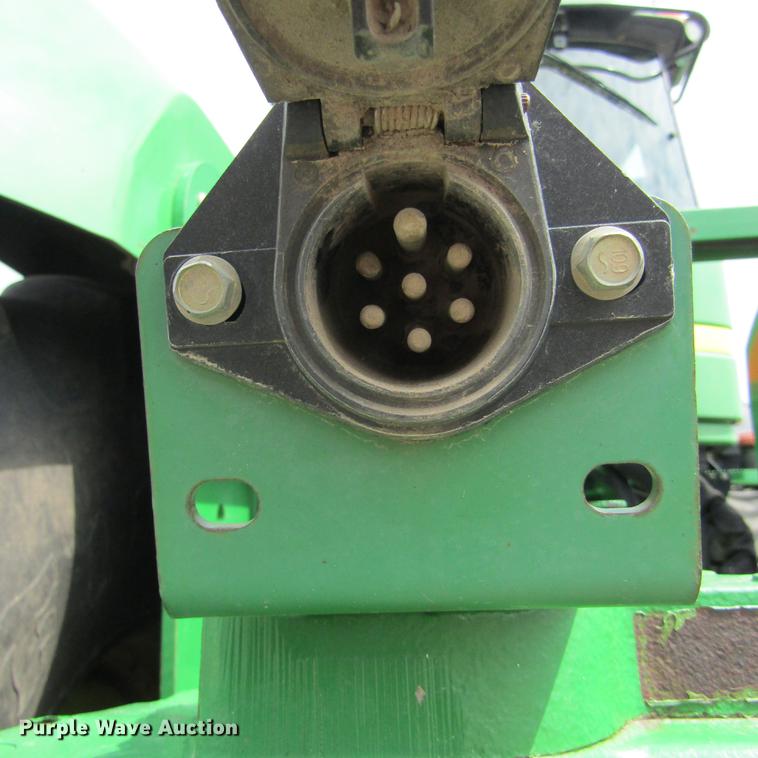 image for item DD2679 1998 John Deere 9300 4WD tractor