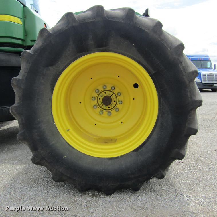 image for item DD2679 1998 John Deere 9300 4WD tractor