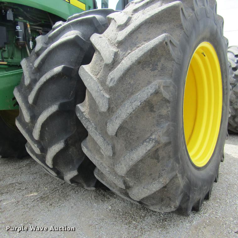 image for item DD2679 1998 John Deere 9300 4WD tractor