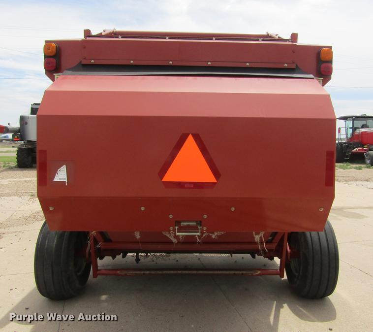 image for item DD5671 2009 Hesston 5556A round baler