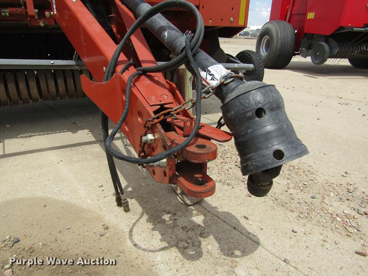 image for item DD5671 2009 Hesston 5556A round baler