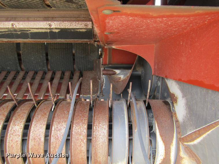 image for item DD5671 2009 Hesston 5556A round baler