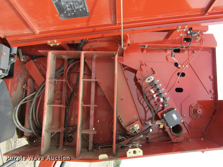 image for item DD5671 2009 Hesston 5556A round baler